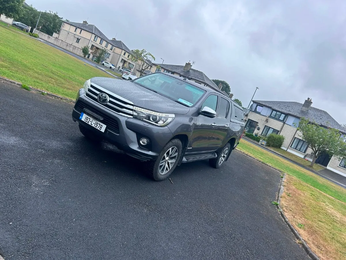 Toyota Hilux 2019 - Image 1