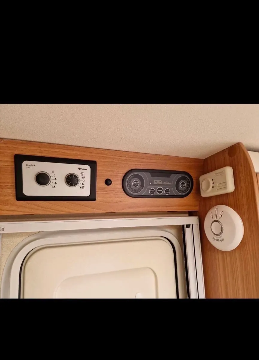 Caravan - Image 3