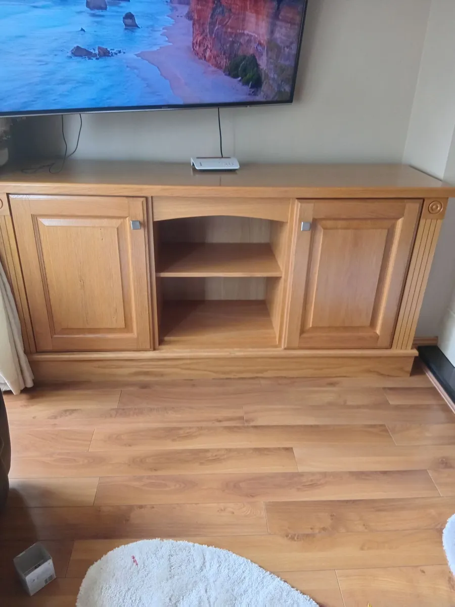 Tv stand - Image 1