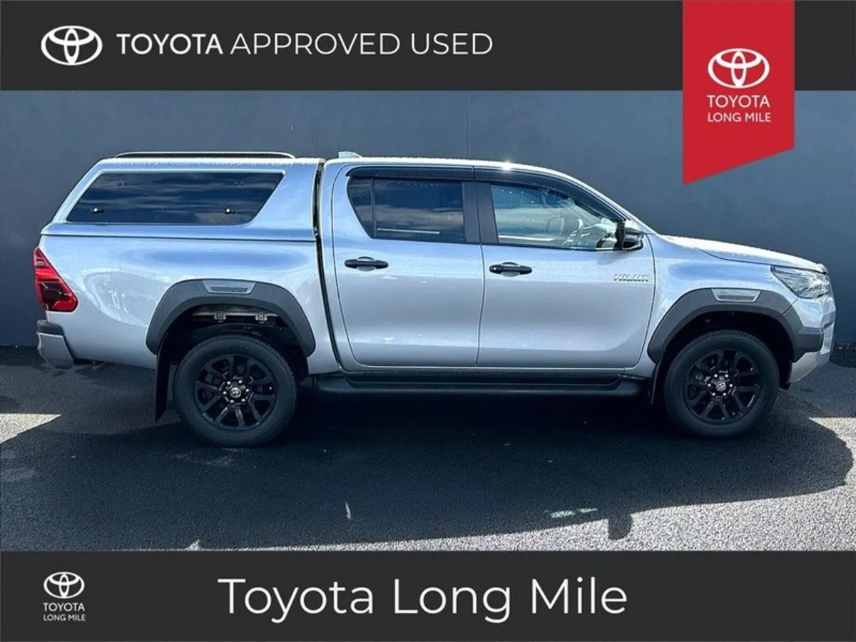 Toyota Hilux 2.8 Invincible Auto Fully Loaded (DIS - Image 3