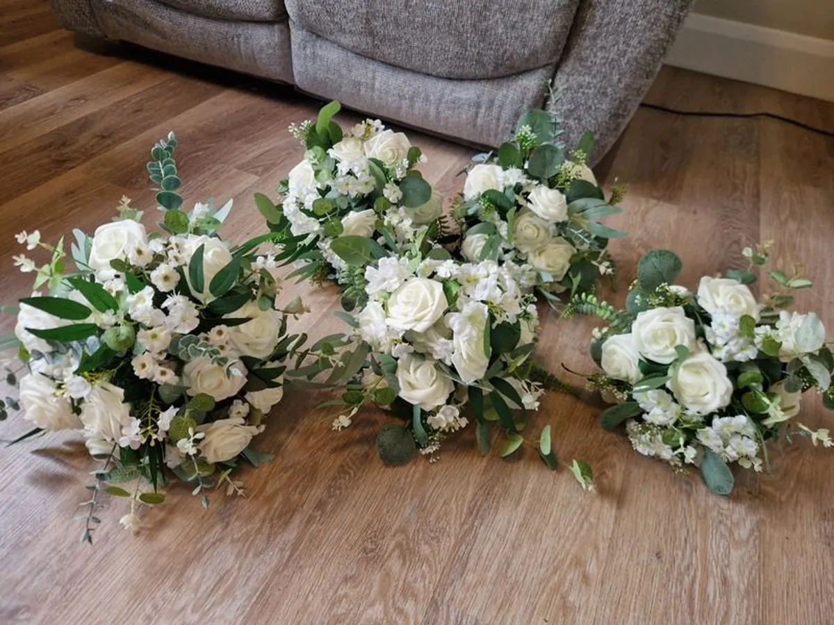 Complete wedding flowers set - Image 1
