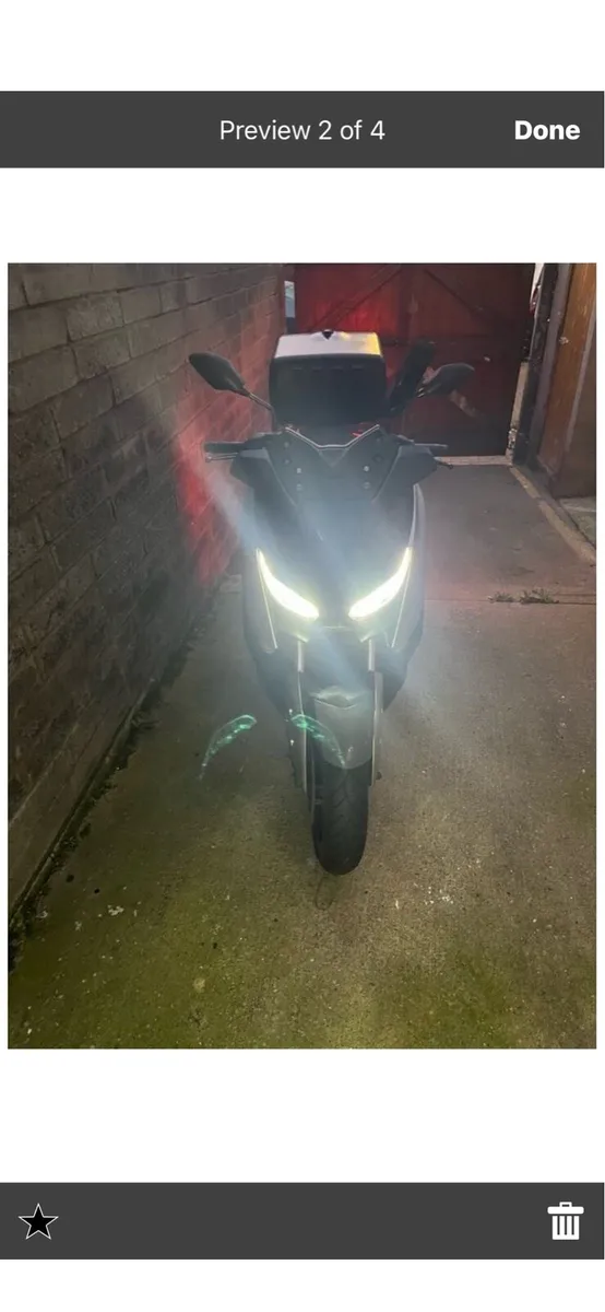 Yamaha xmax 400 - Image 2