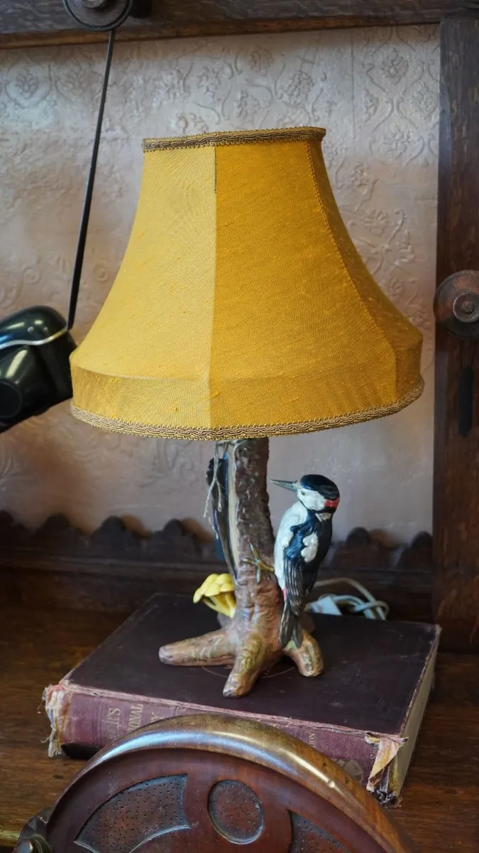 Vintage Goebel Woodpecker Table Lamp - Image 1