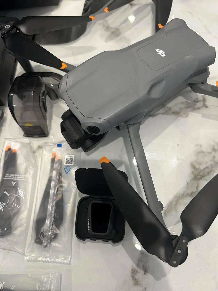 Dji air 3 in excellent condition - Image 2