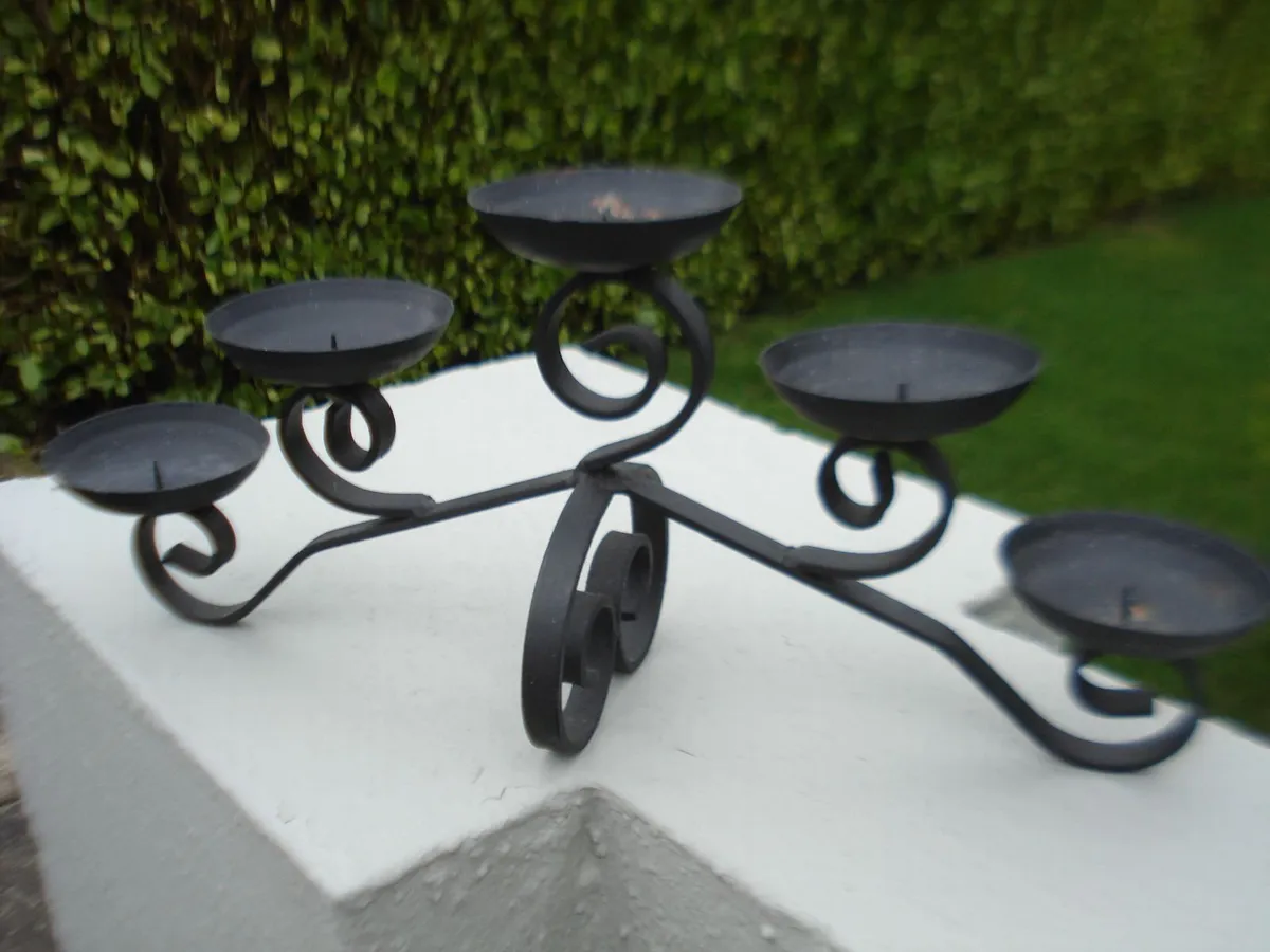 LARGE HEAVY DUTY METAL CANDLE HOLDERS. 3. - Image 4