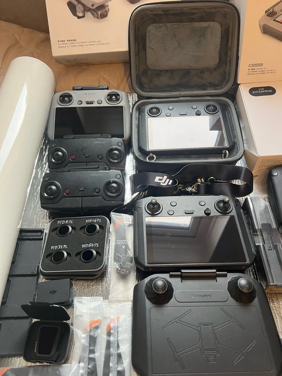 Dji rc2 controller plus more - Image 1