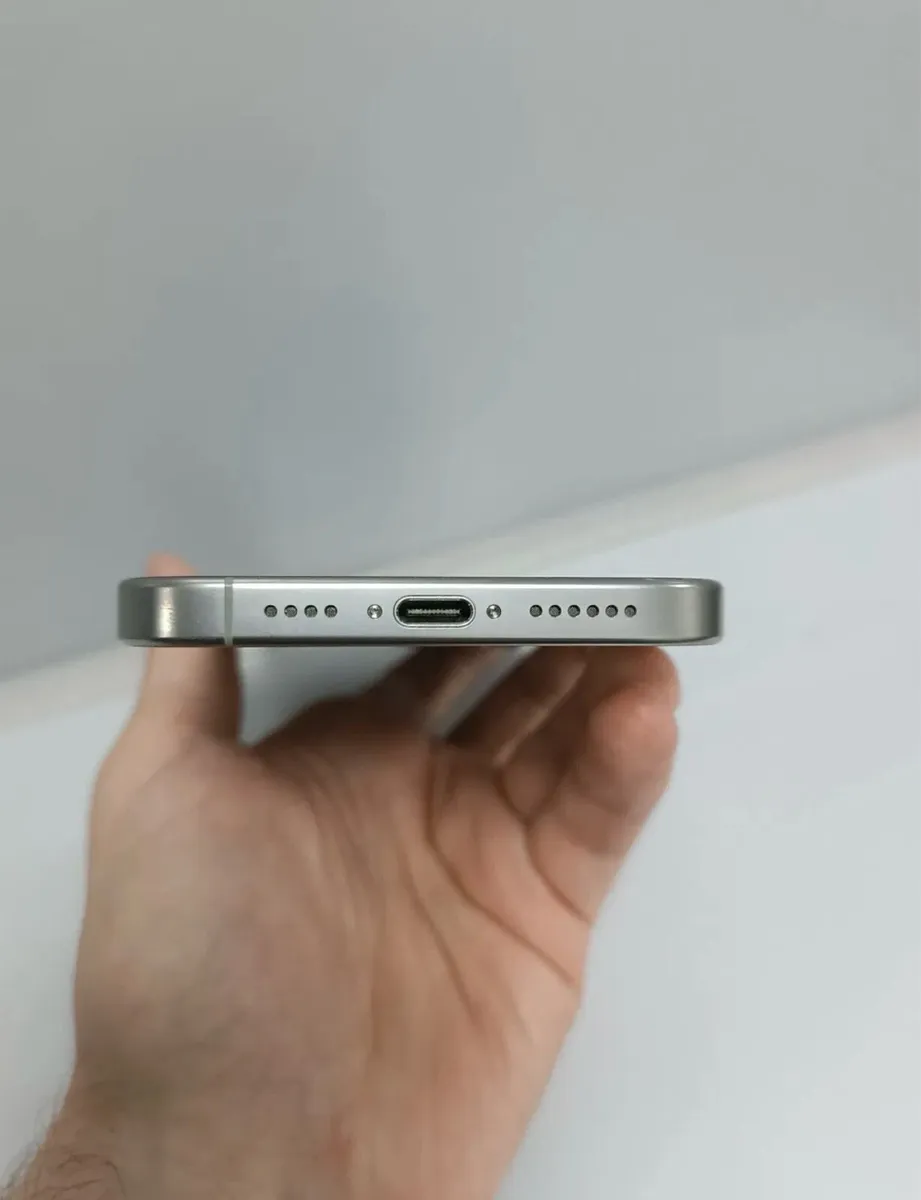 iPhone 16 pro max 256 gb NEED GONE - Image 2