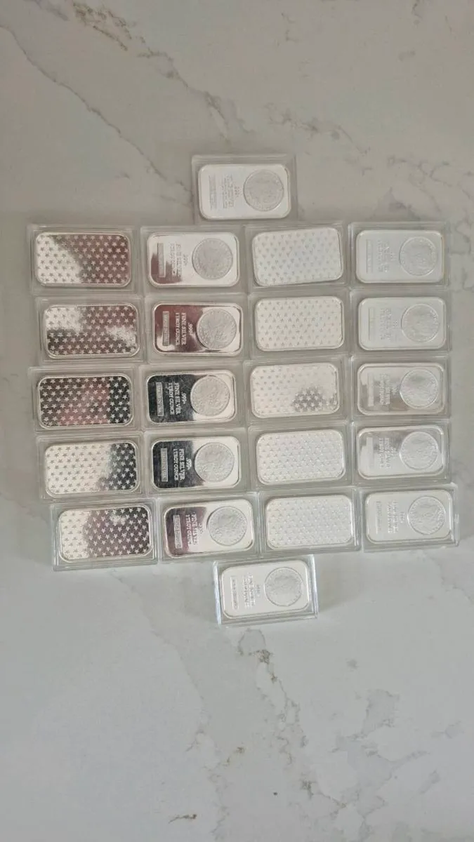 1 oz silver bars and few coins - Image 4
