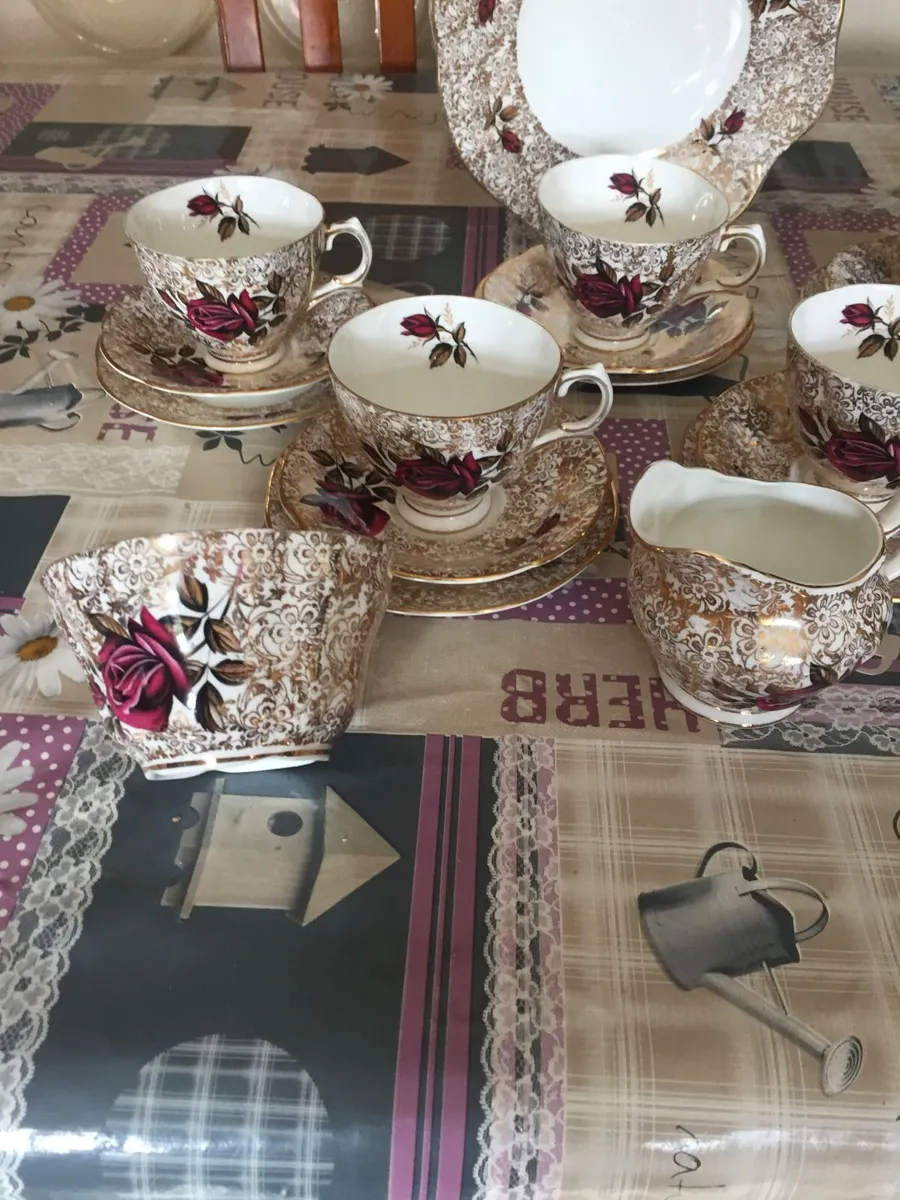 Royal Tara fine Bone China - Image 1
