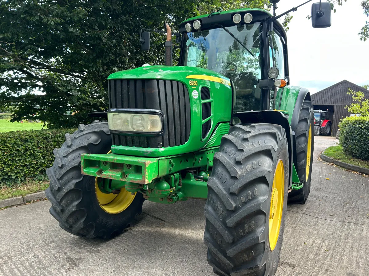 John Deere 6930 - Image 2