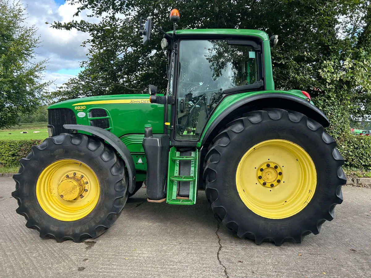 John Deere 6930 - Image 1
