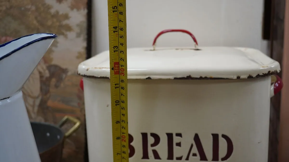 Vintage Enamel Bread Bin - Image 2