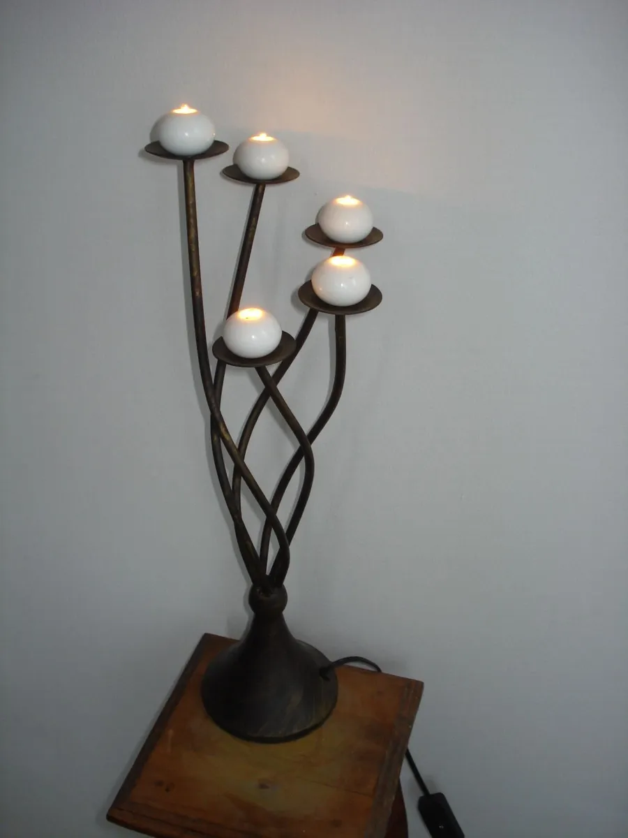 PREMIER METAL PRE-LIT TWIST LAMP, - Image 3