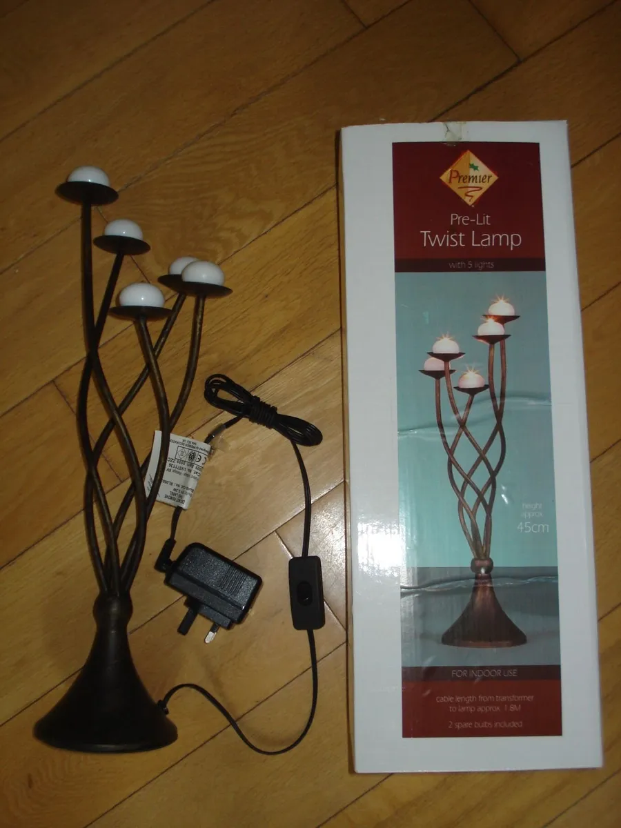 PREMIER METAL PRE-LIT TWIST LAMP, - Image 1