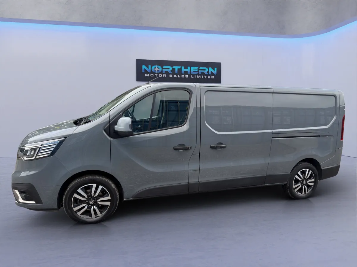 Renault Trafic Sport Plus Lwb - Image 4