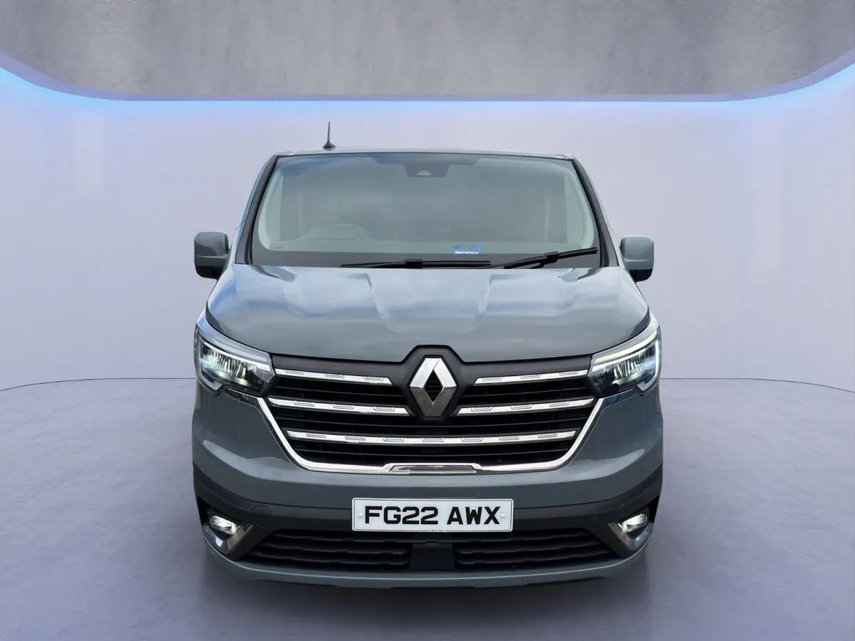 Renault Trafic Sport Plus Lwb - Image 2