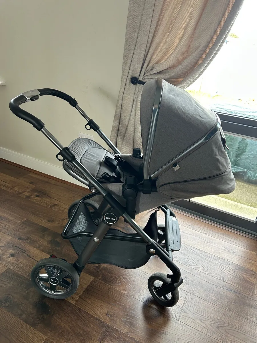 Silver Cross travel system - Image 2