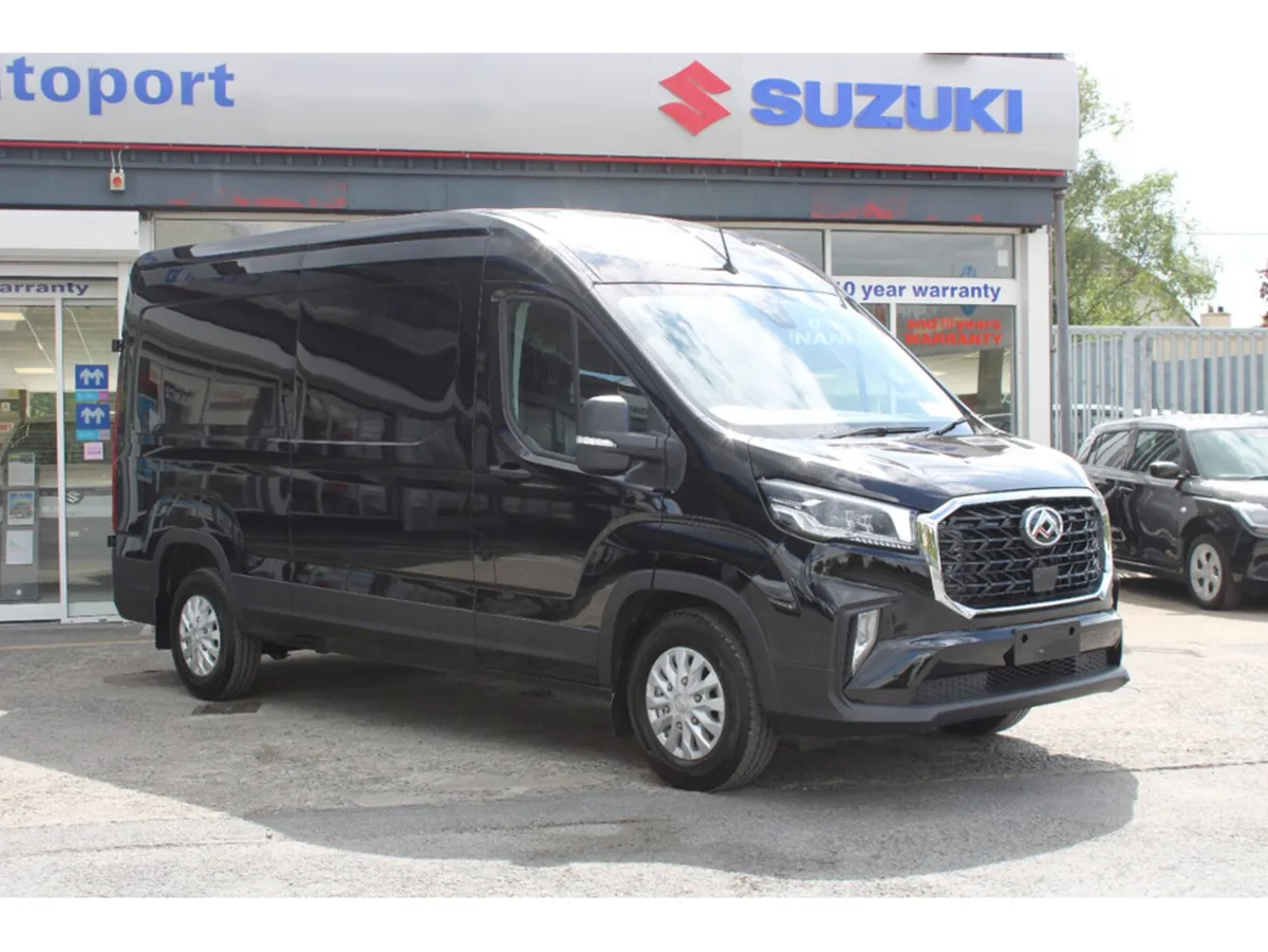 Maxus DELIVER 9 D9 2.0 Lux Black + 5 Year Warranty - Image 2