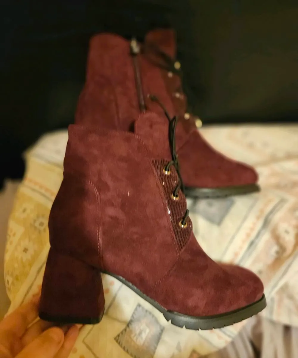 Ladies Burgundy Ankle Boots - Image 2