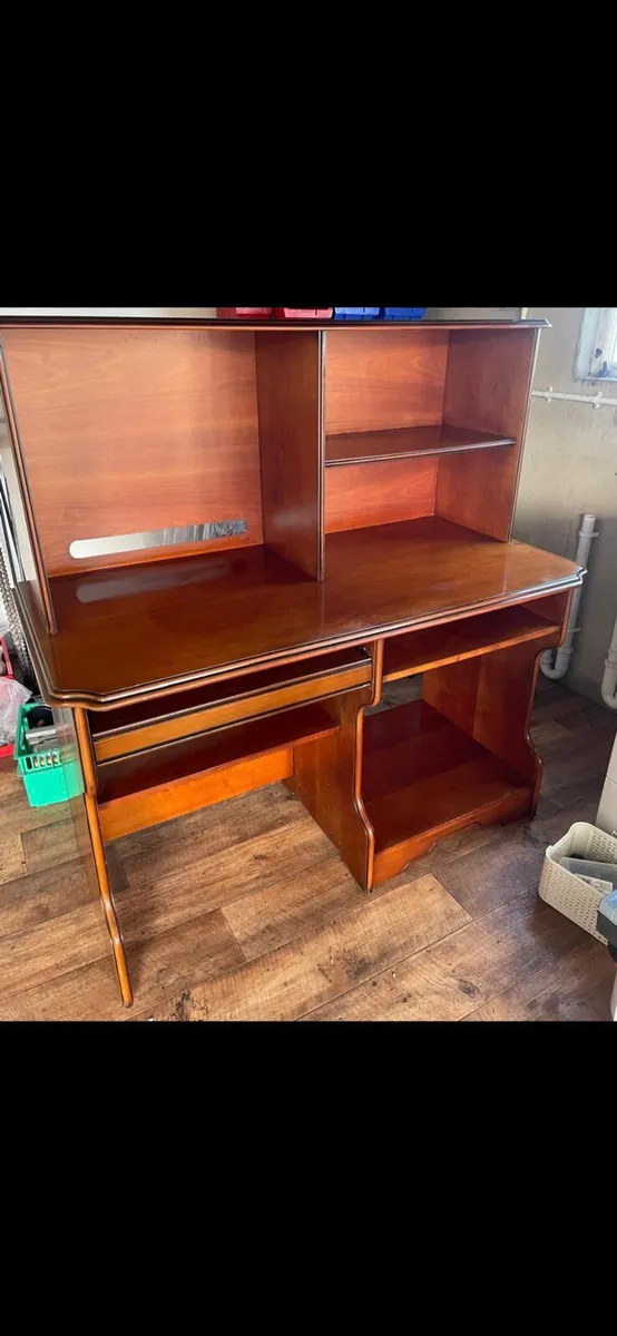 Rossmore computer desk - Image 1
