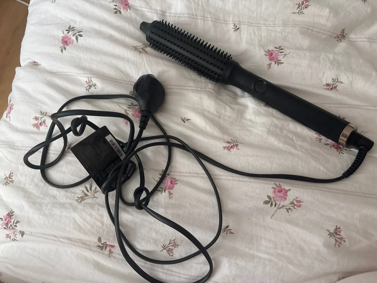 GHD heated round brush - Image 1