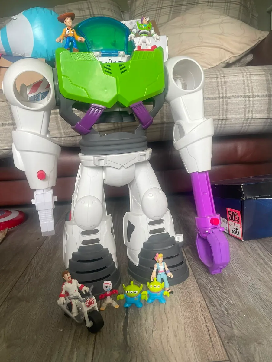 Large bundle of imaginext - Image 2