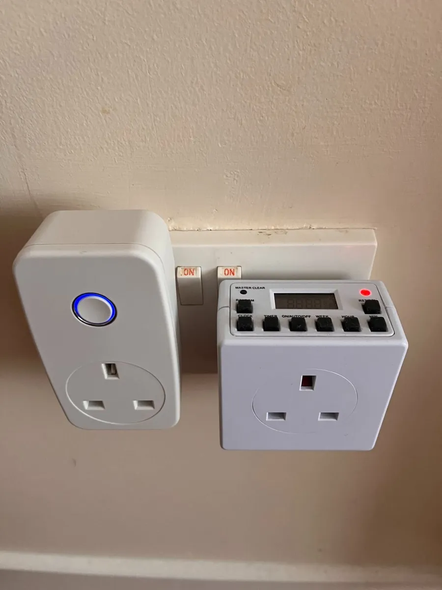 Digital Timer and BG Smart Plug bundle - Image 1
