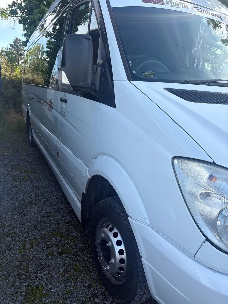 2013 Mercedes Sprinter 19 seater - Image 3