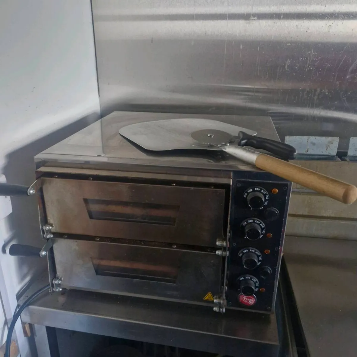 Commercial Double Deck Electric Pizza Oven - Image 1