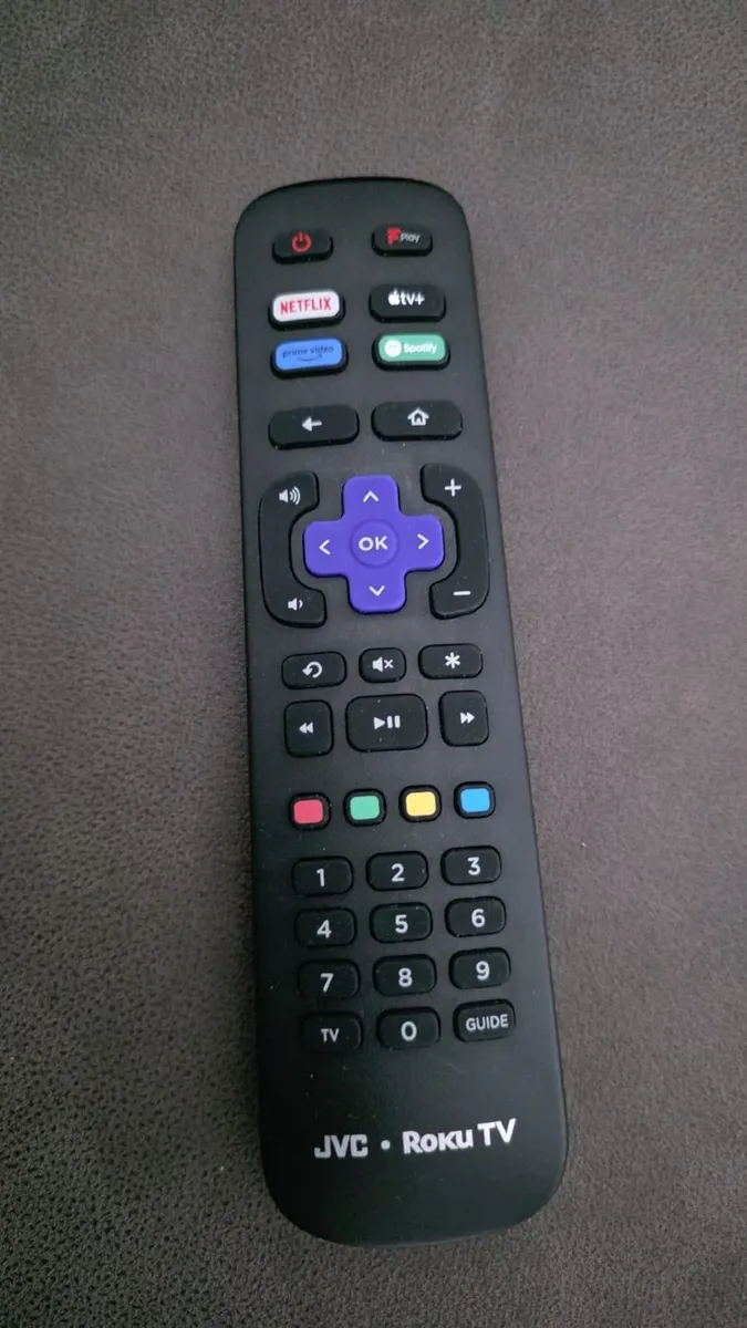 JVC SMART TV 40" with wall mount - Image 3