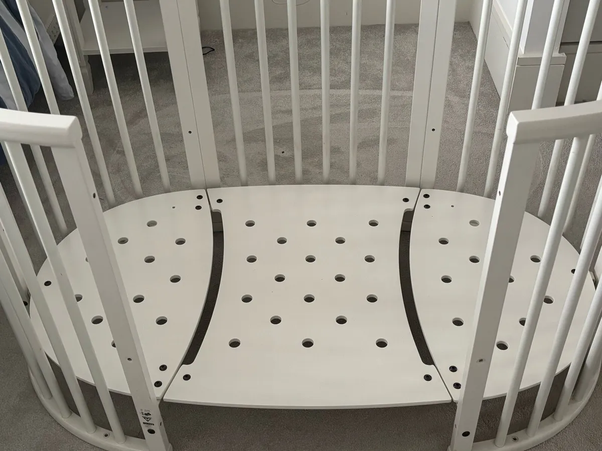 Kids bed bot Stokke white wood - Image 2