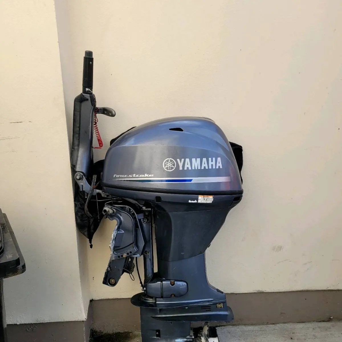 2014 yamaha 40hp 4 stroke long shaft - Image 1