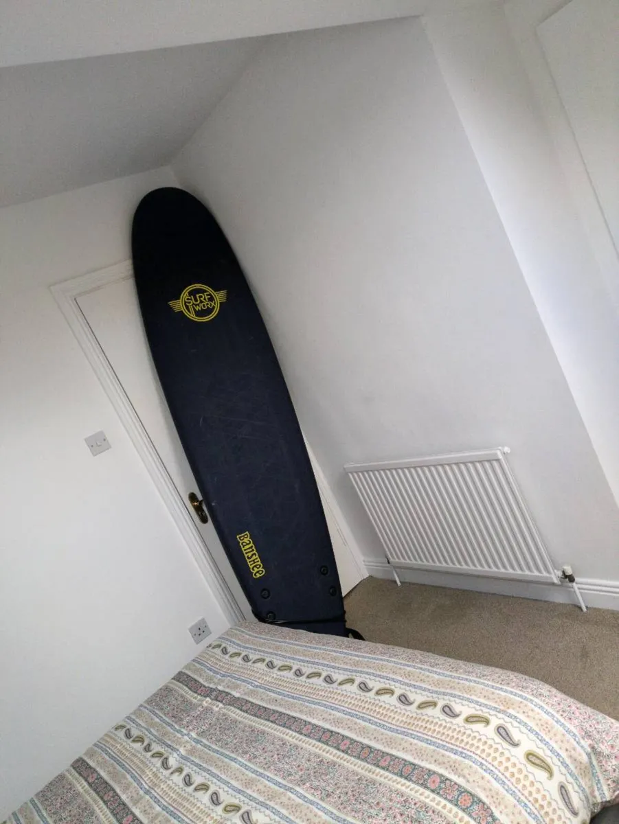 Surf Board Minimal 8ft Dublin - Image 1