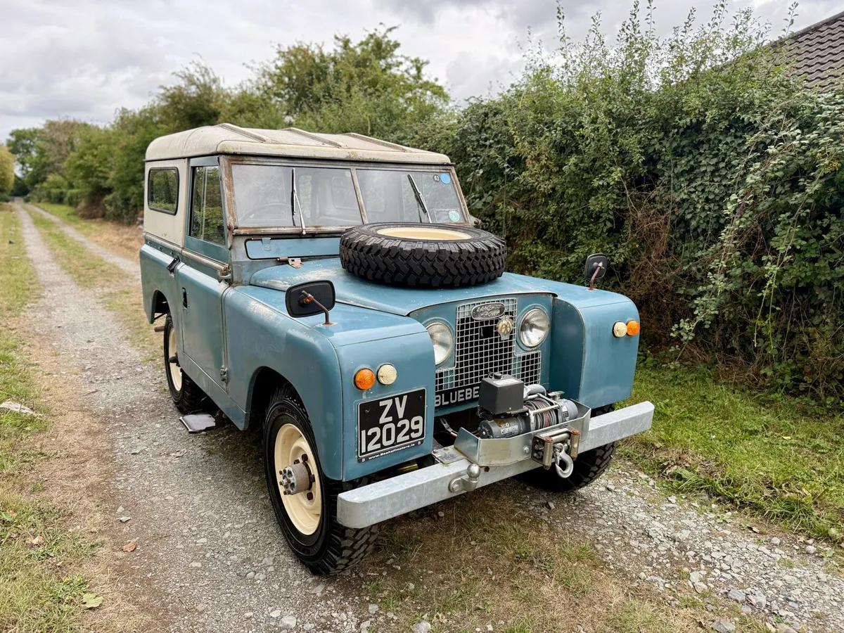 LANDROVER DEFENDER SERIES II ** RARE 7 SEATER** - Image 2