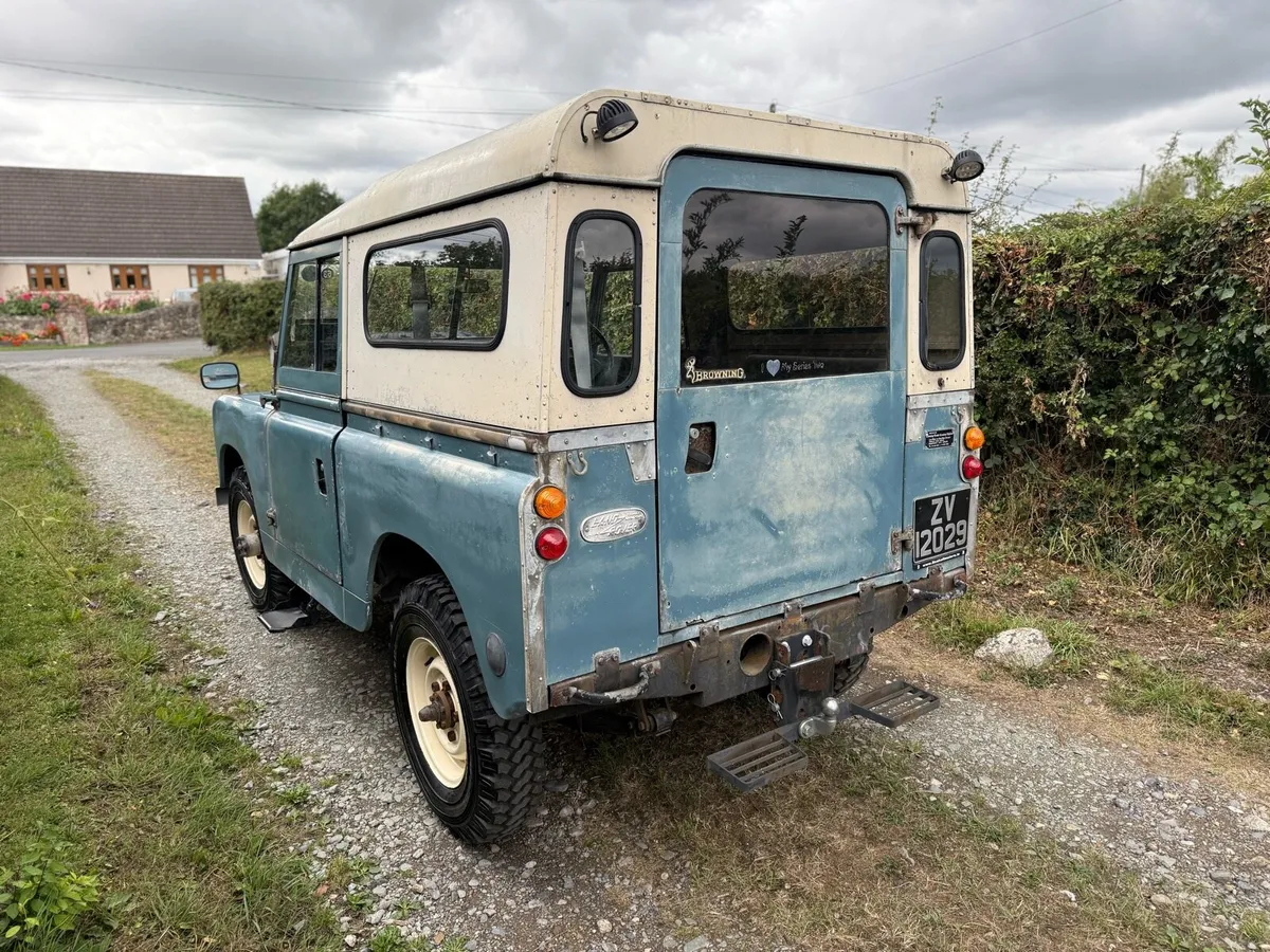 LANDROVER DEFENDER SERIES II ** RARE 7 SEATER** - Image 4