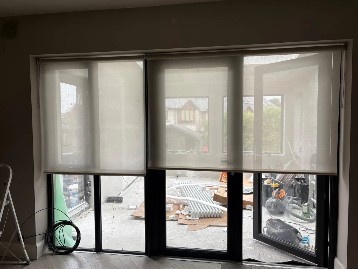 Sheer privacy Blinds (cream) x 2 - Image 3