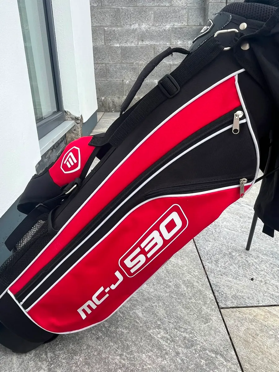 Junior Golf Clubs and bag - Image 3