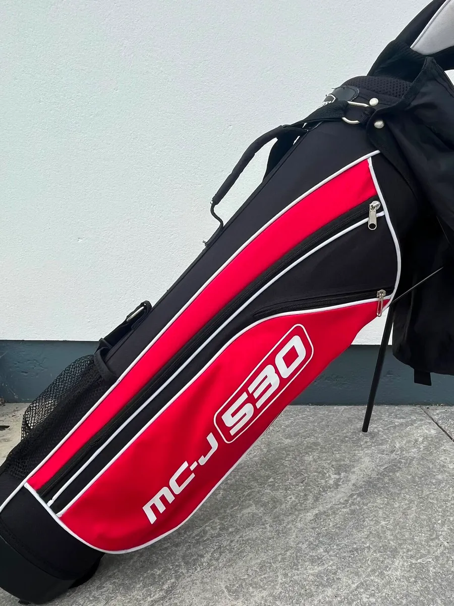 Junior Golf Clubs and bag - Image 2