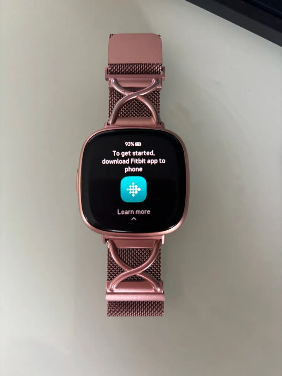 Fitbit Versa 4 - Image 2