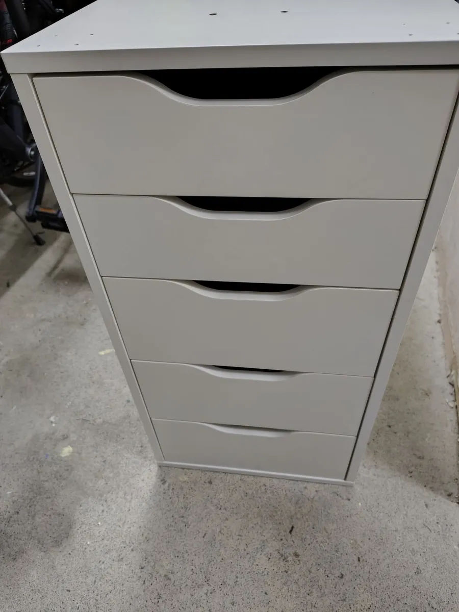 IKEA 5-drawer cabinet - Image 2