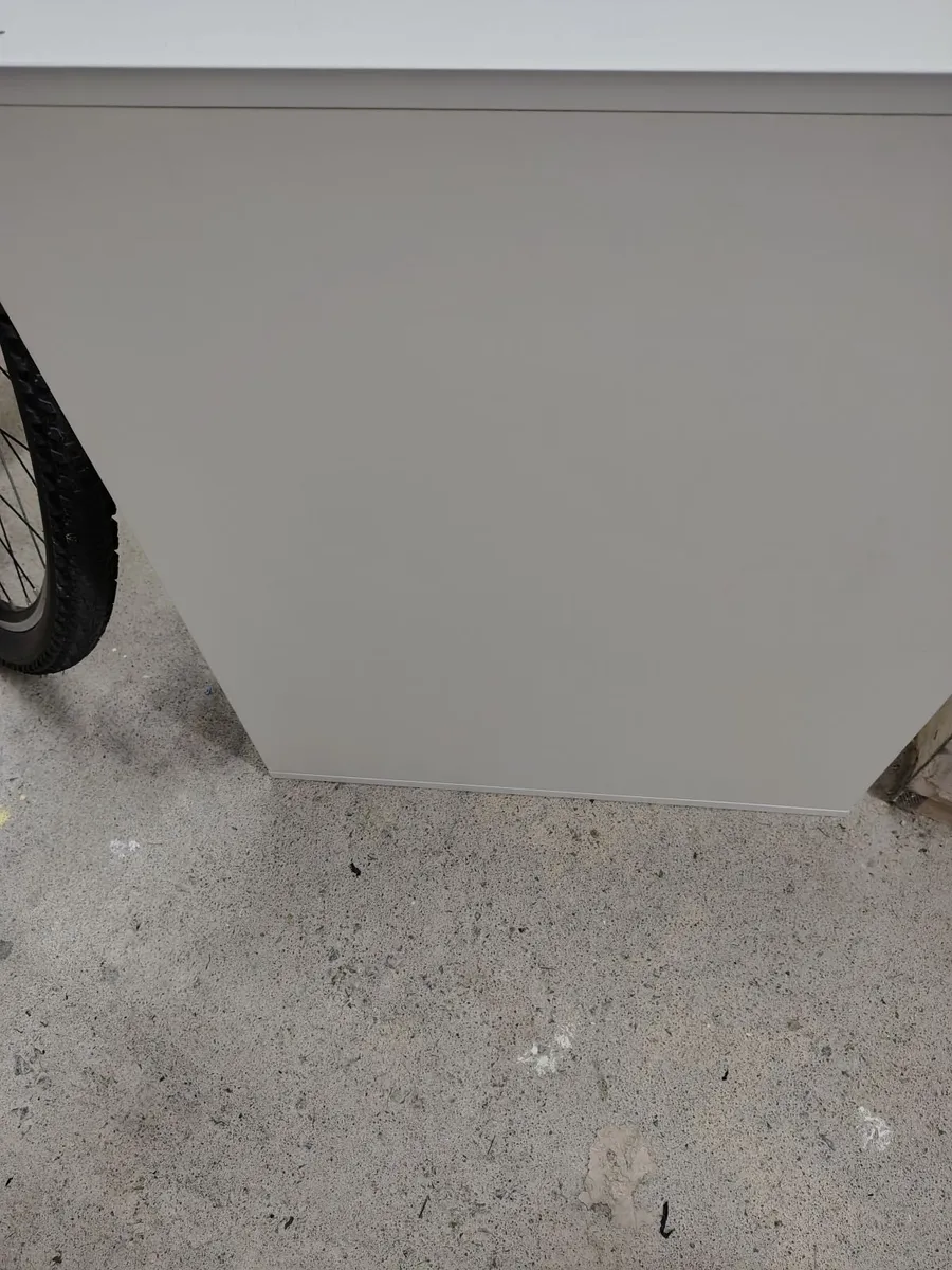 IKEA 5-drawer cabinet - Image 3