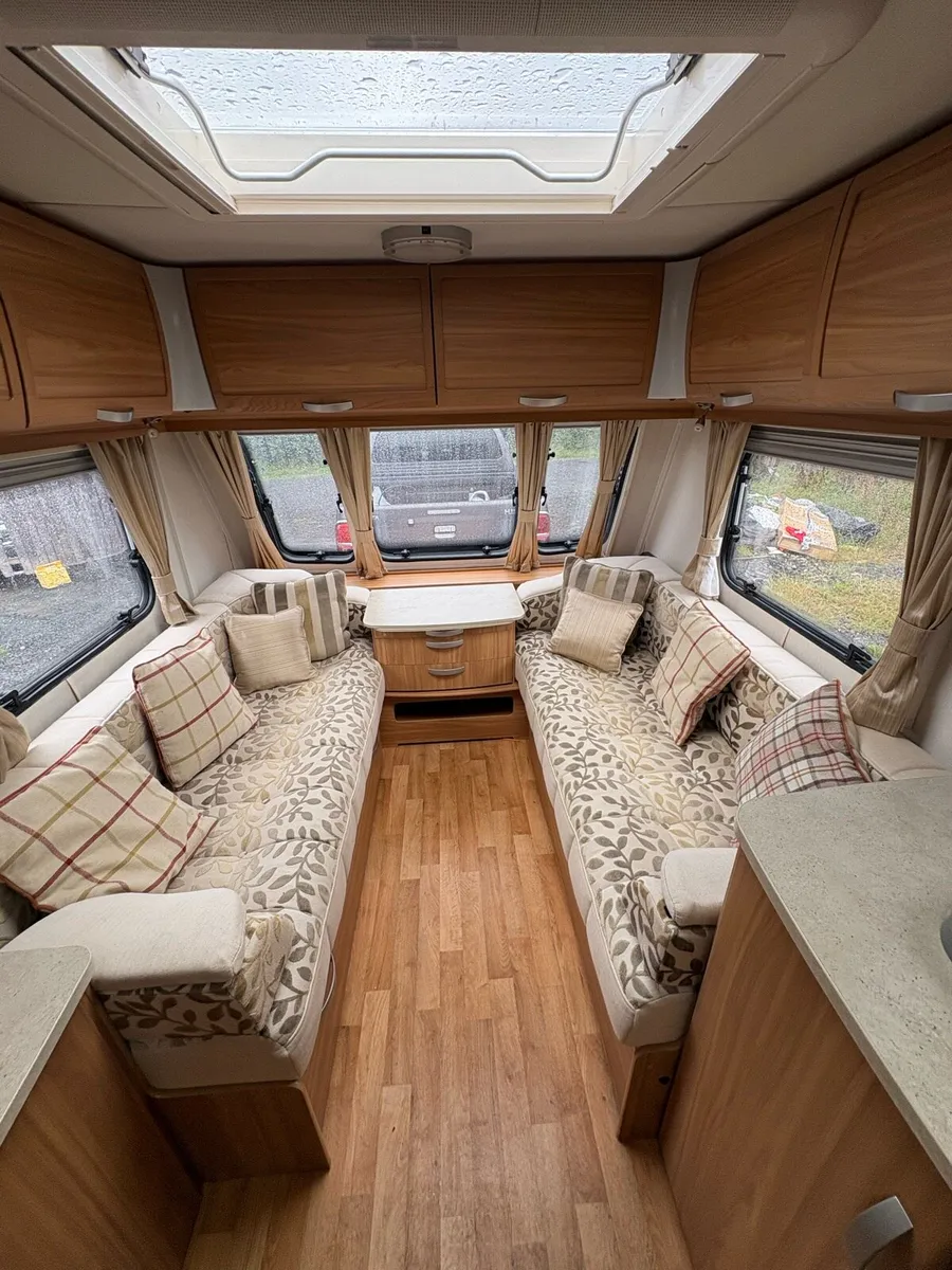 2015 Lunar Clubman 2 Berth Rear Washroom Caravan - Image 3