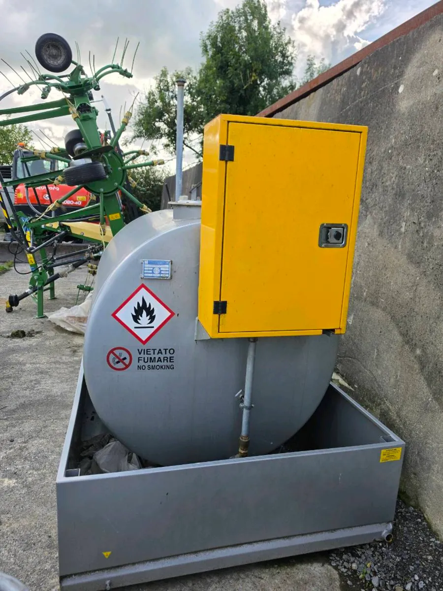 Steel bunded Diesel tank with Pump - Image 1