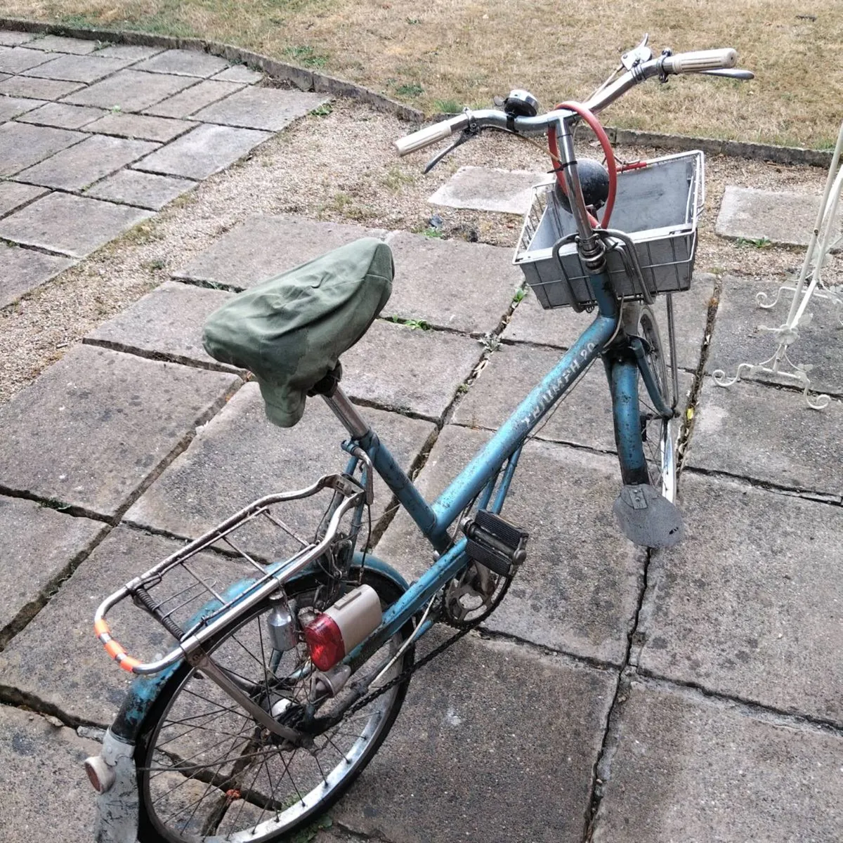 Vintage Triumph 20 Ladies Bike - Image 1