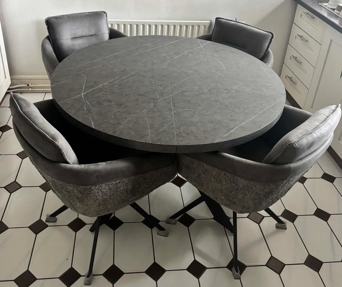 Dining Table & 4 Chairs - Image 1