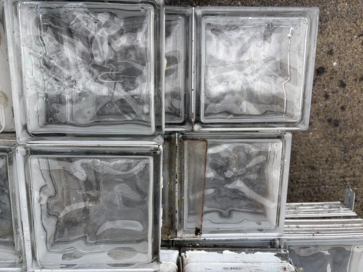 Glass Blocks - Image 2
