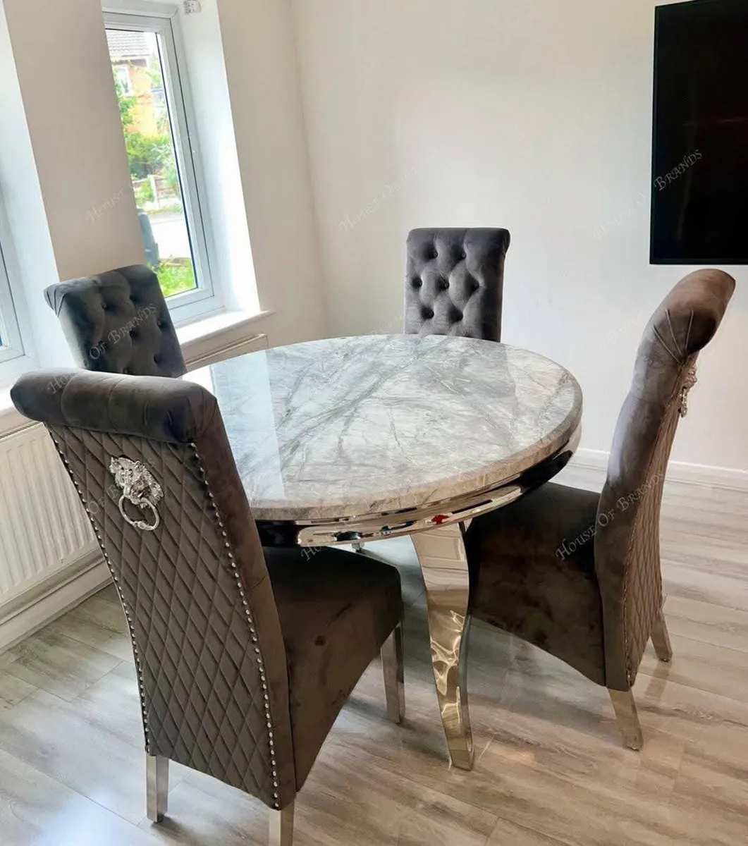 Kitchen Dining Table With Chairs - Image 4