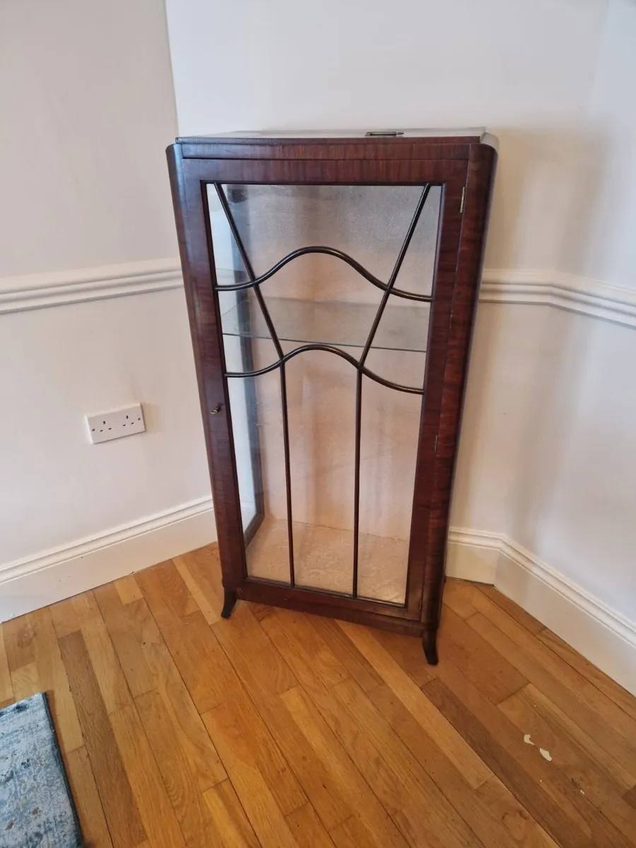 Antique furniture - Image 1