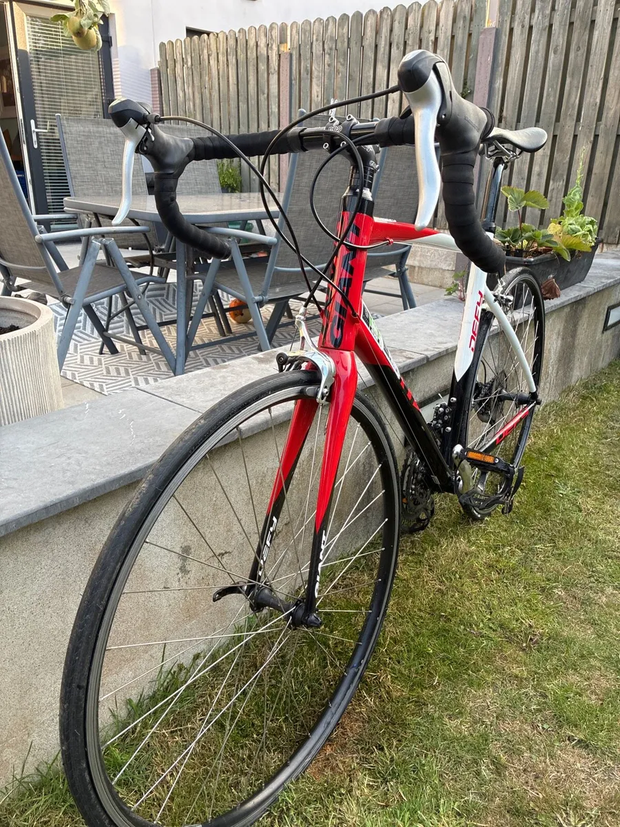 Gents Giant Defy 6000 Series - Image 2