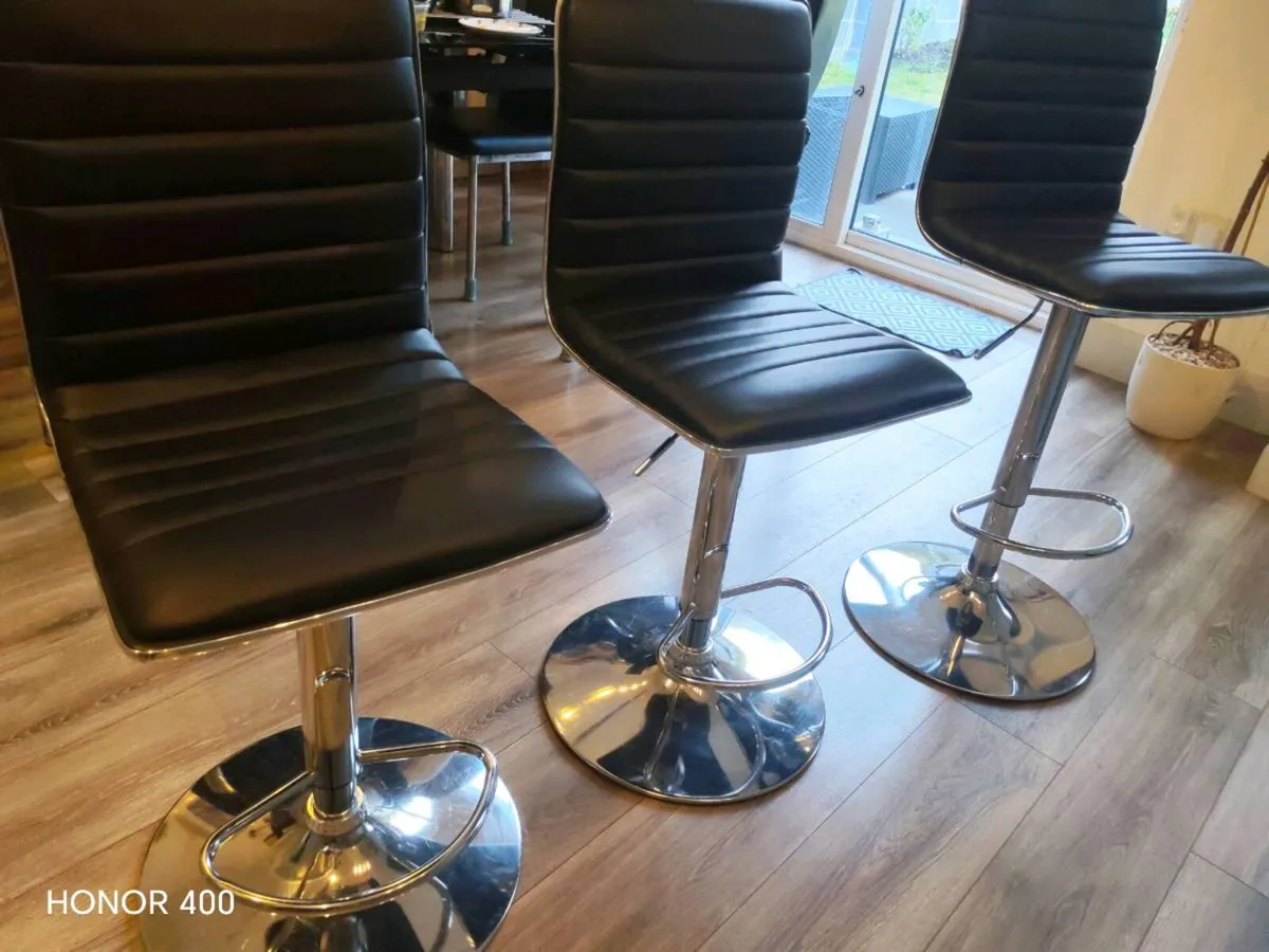 Bar stools - Image 2